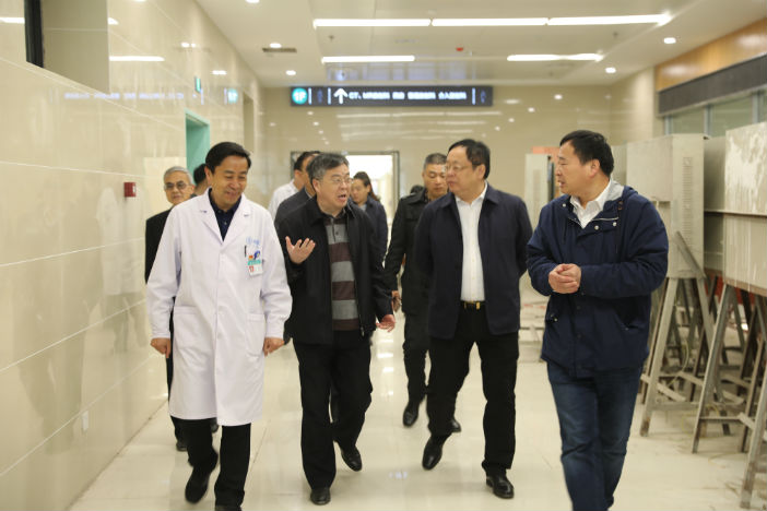 市人大常委會(huì)副主任金文一行來到濉溪縣醫(yī)院進(jìn)行調(diào)研 市人大常委會(huì)副主任金文一行來到濉溪縣醫(yī)院進(jìn)行調(diào)研