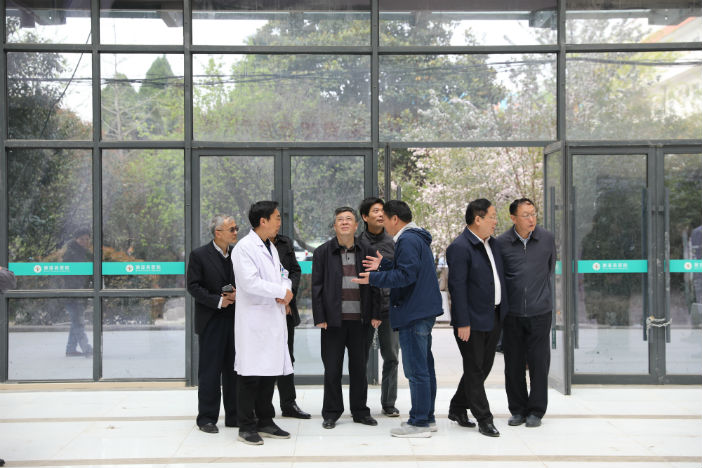 市人大常委會(huì)副主任金文一行來到濉溪縣醫(yī)院進(jìn)行調(diào)研 市人大常委會(huì)副主任金文一行來到濉溪縣醫(yī)院進(jìn)行調(diào)研