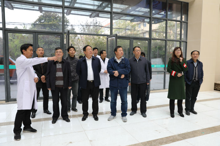 市人大常委會(huì)副主任金文一行來到濉溪縣醫(yī)院進(jìn)行調(diào)研 市人大常委會(huì)副主任金文一行來到濉溪縣醫(yī)院進(jìn)行調(diào)研